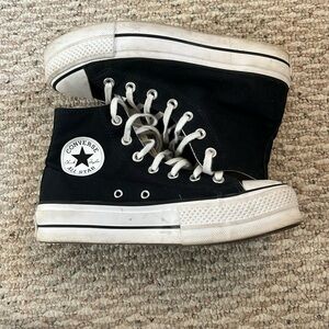 Women’s Black Platform Converse Size 7